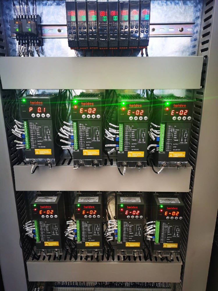 电力调解器不事情了什么缘故原由？？？？？？？？