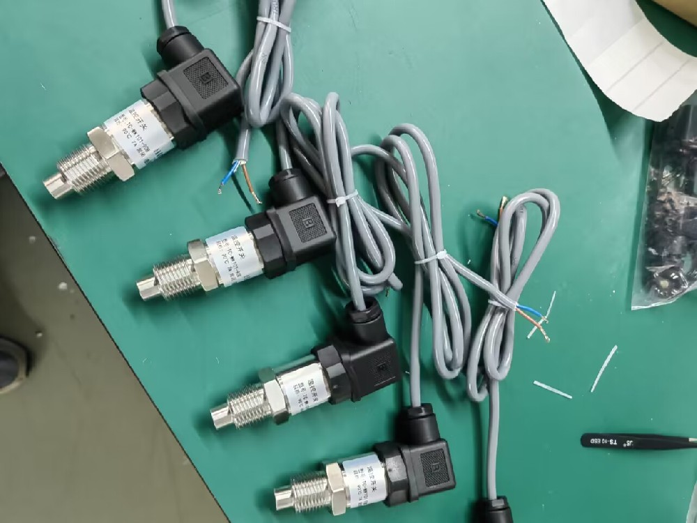 热电偶能够遭受的最大压力是几多？？？？？？？？在高压情形下是否会影响丈量准确性？？？？？？？？